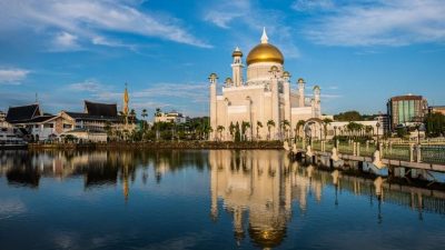 Mengintip Kemegahan Masjid Omar Ali Saifuddien, Tempat Pangeran Mateen dari Brunei Menikah